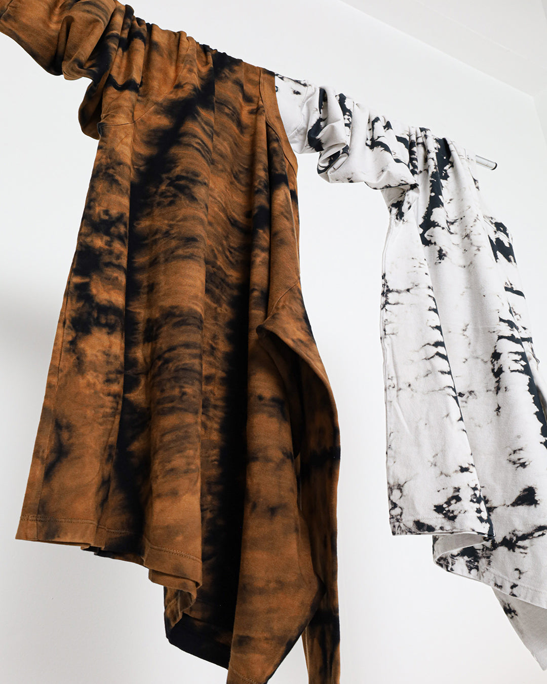 Discharge Print Essential Tee LS