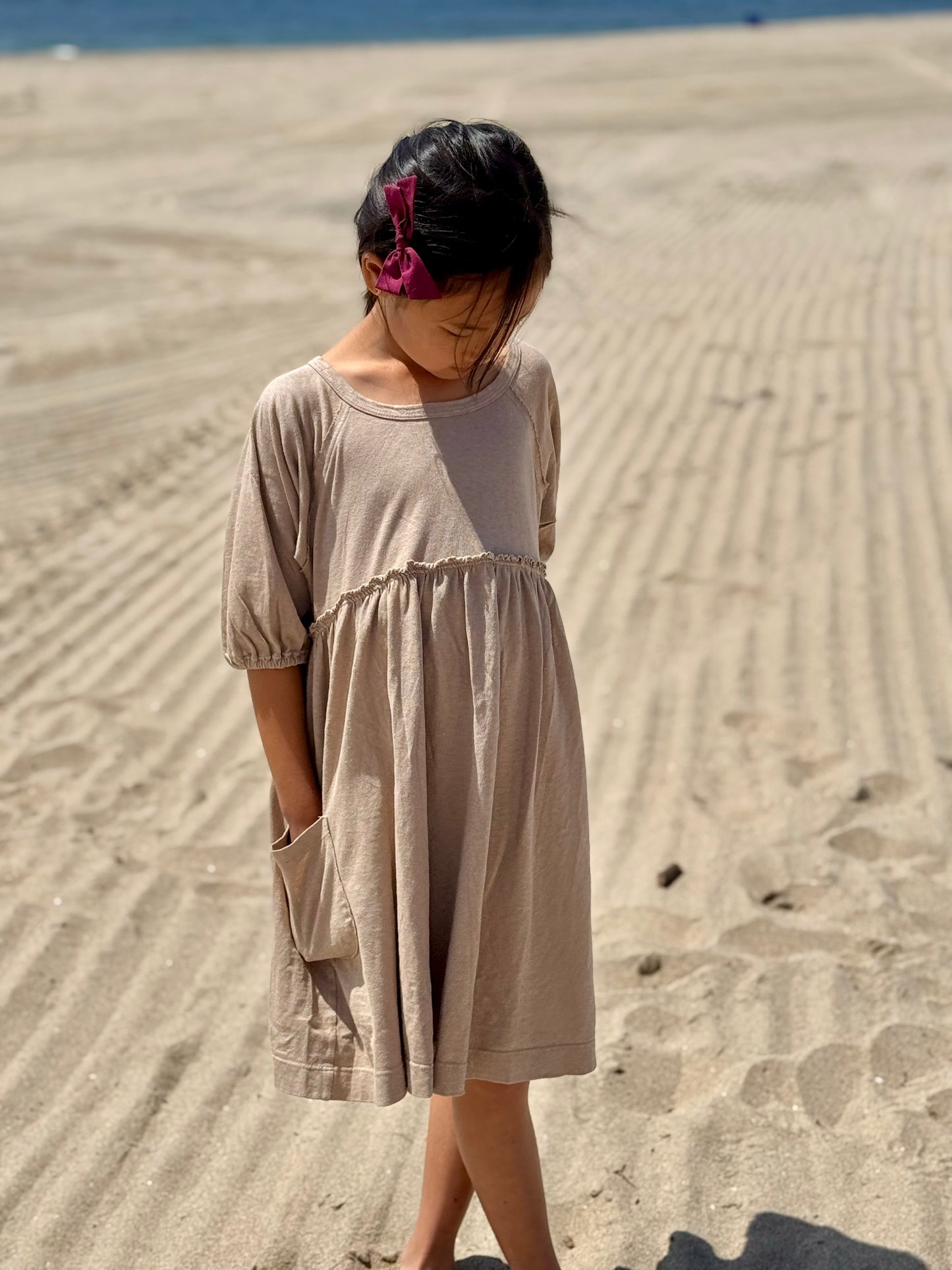 Girls Light Weight Volume Dress