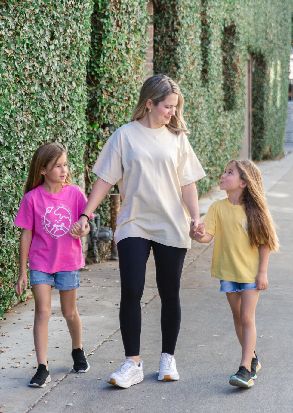 Graphic "Los Angeles" Short Sleeve Tee